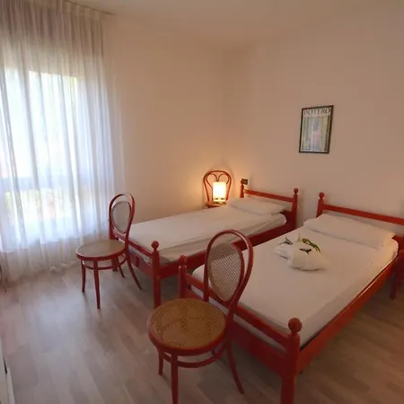 In Lignano Riviera Comfortable Ferienhaus *